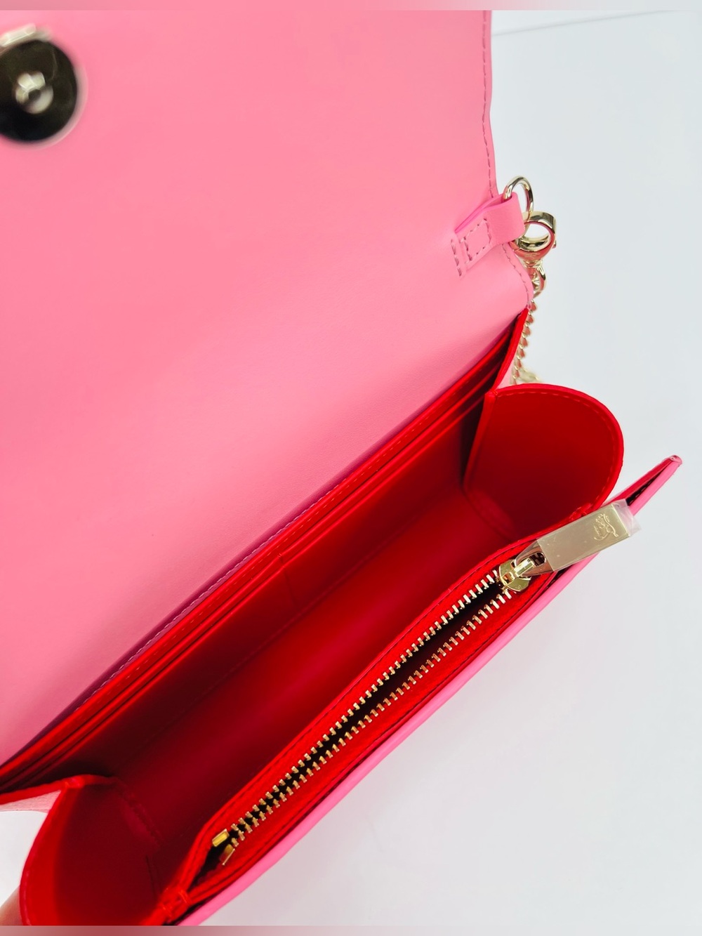 CHRISTIAN LOUBOUTIN By My Side Calipso Pink Calf Leather Logo Wallet Gold Chain - Picture 15 of 16